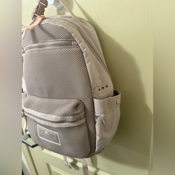 Adidas VFA Backpack - Picture 5 of 13